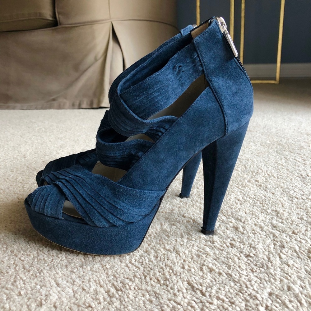 BRUNO MAGLI Blue Suede Platform Pumps - Picture 3 of 8